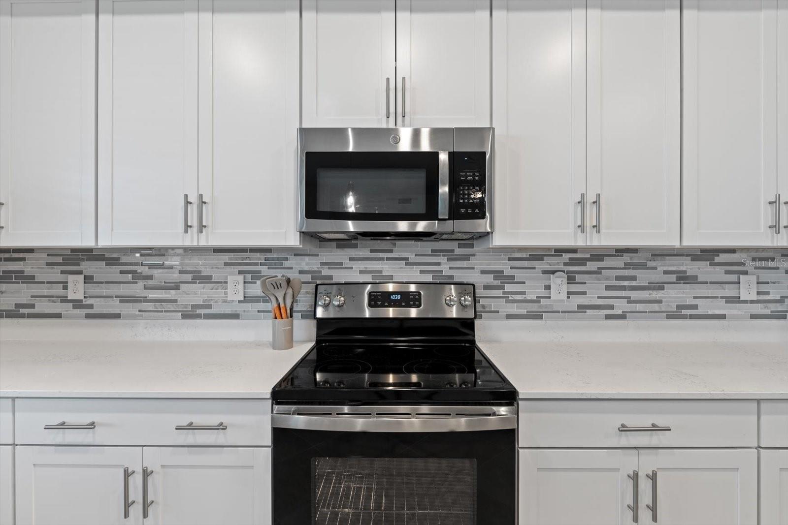 WELLEN PARK GOLF AND COUNTRY CLUB - Residential Lease