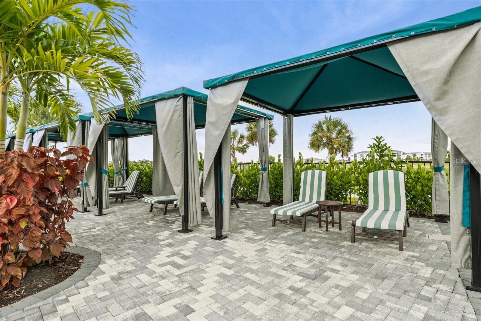 WELLEN PARK GOLF AND COUNTRY CLUB - Residential Lease