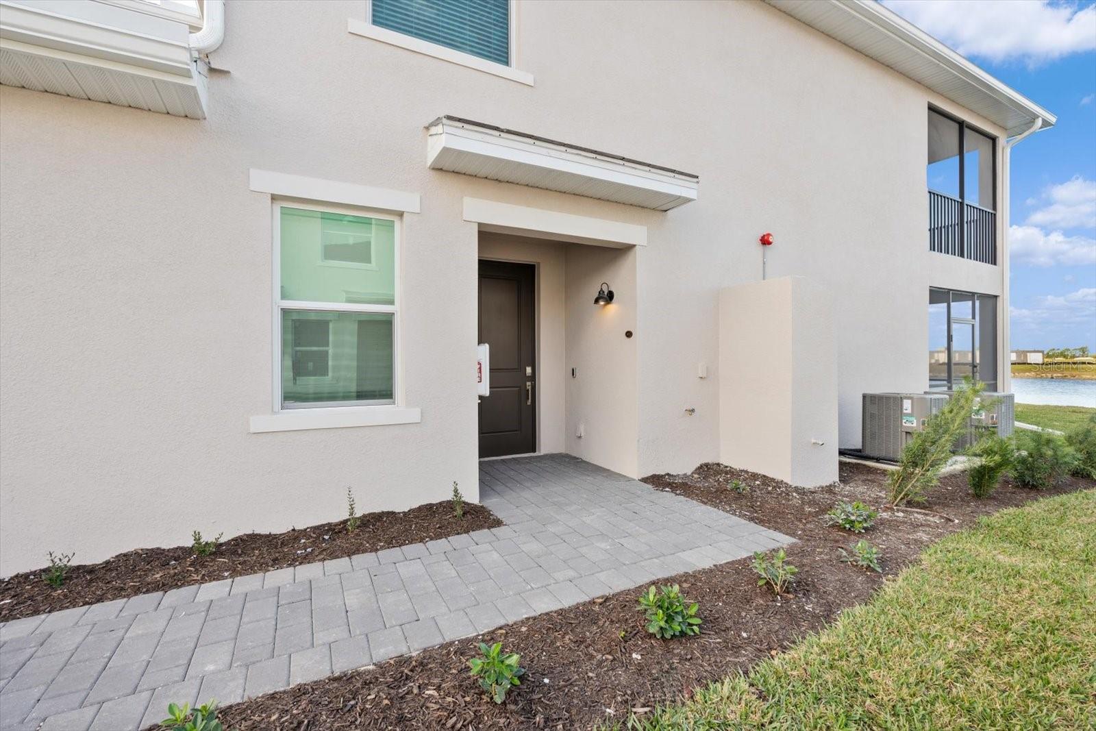 WELLEN PARK GOLF AND COUNTRY CLUB - Residential Lease