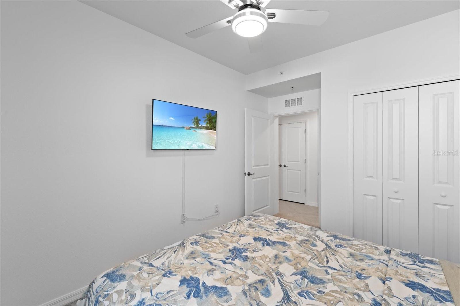 WELLEN PARK GOLF AND COUNTRY CLUB - Residential Lease