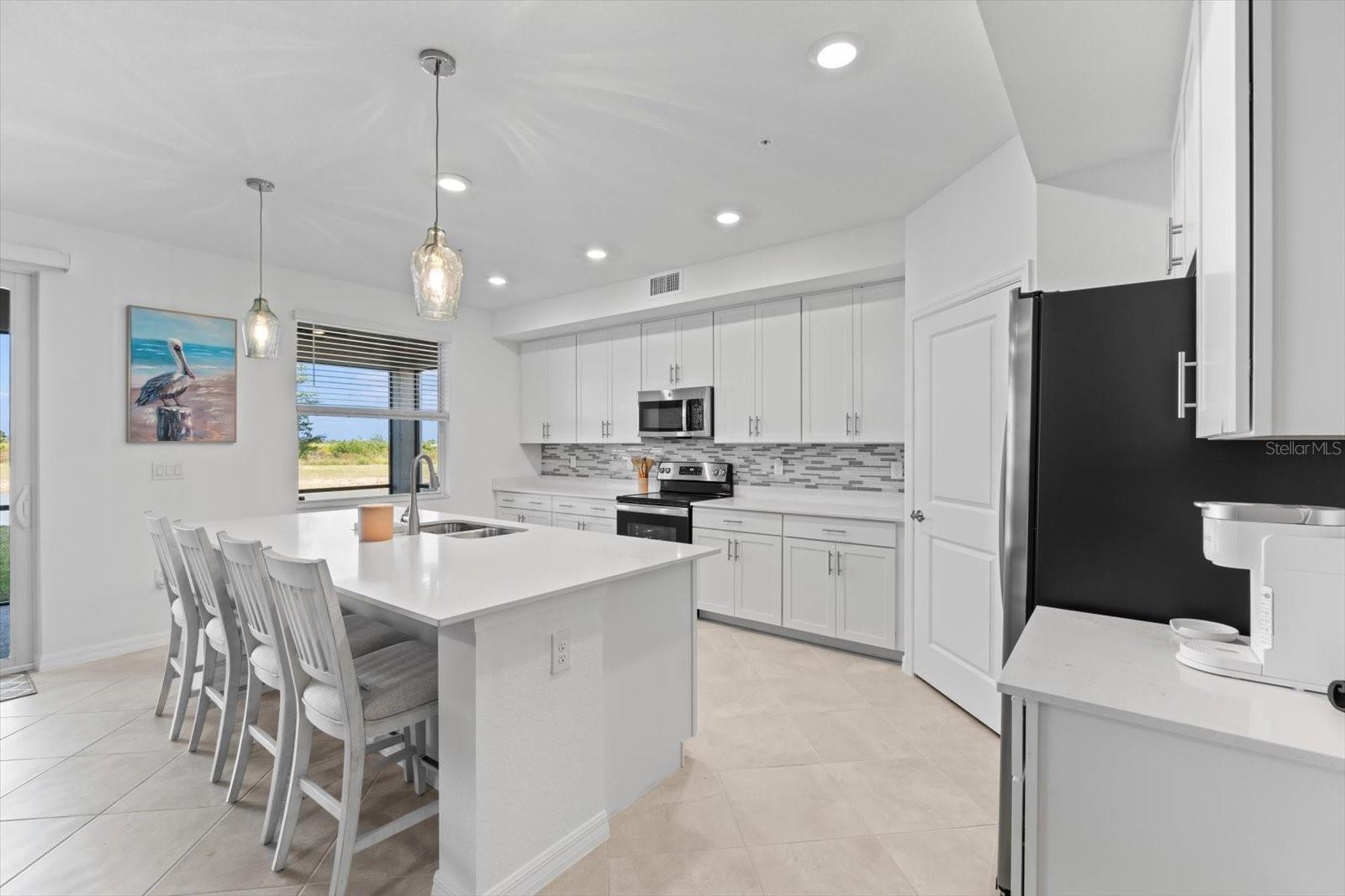 WELLEN PARK GOLF AND COUNTRY CLUB - Residential Lease