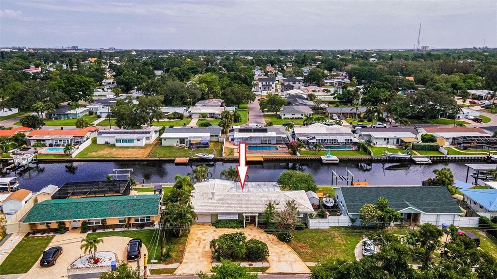 Photo of 201 78th Avenue N, St Petersburg, FL 33702 (MLS # TB8400398)