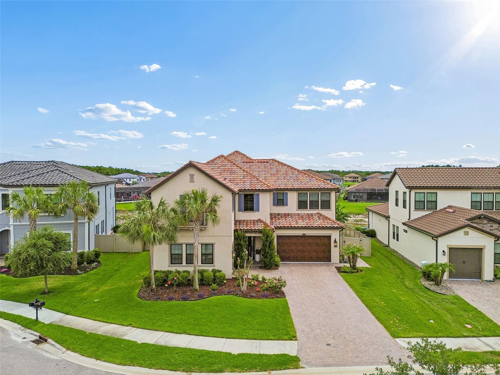 ESTANCIA-REVELLO - Residential