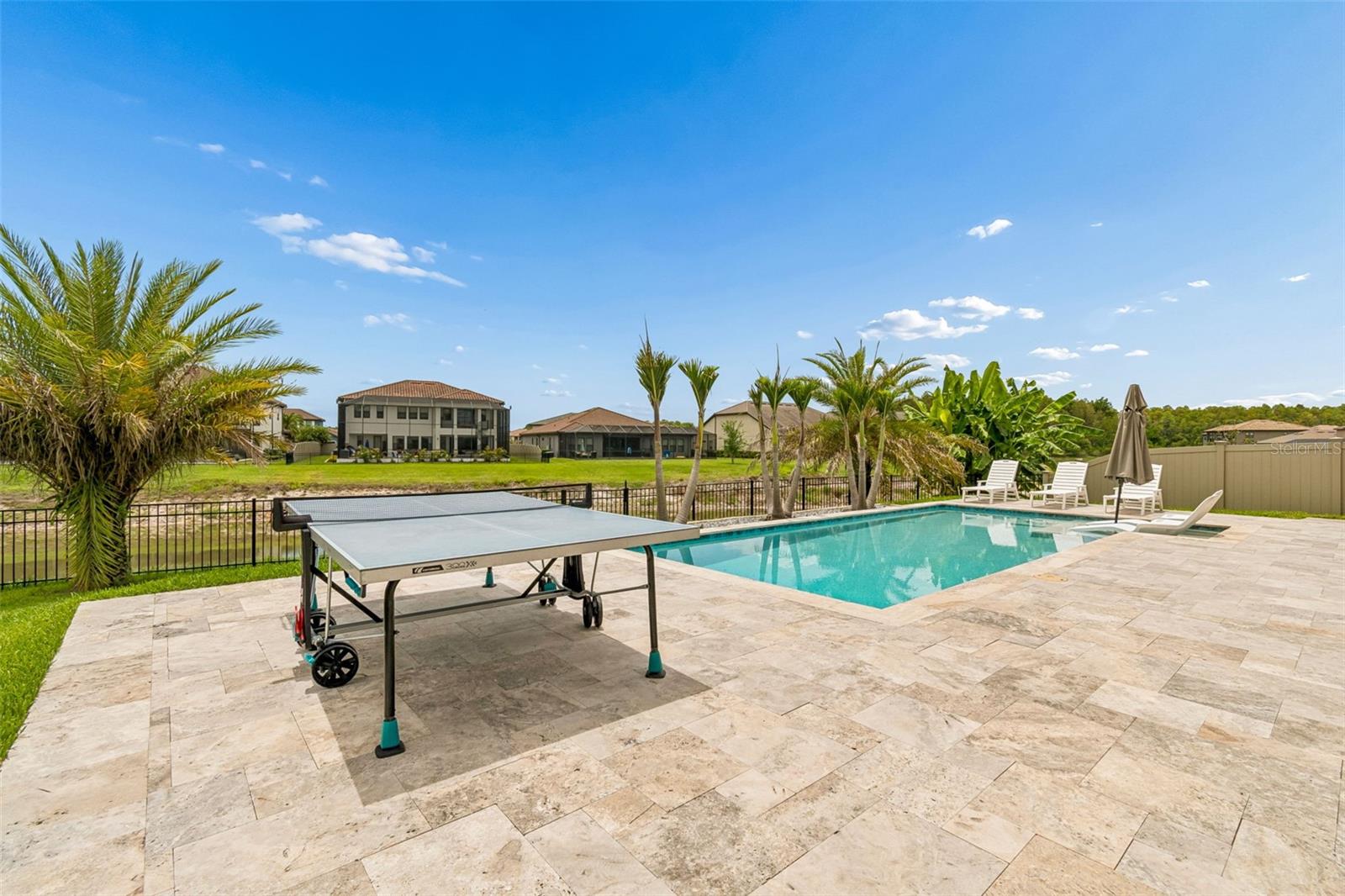 ESTANCIA-REVELLO - Residential