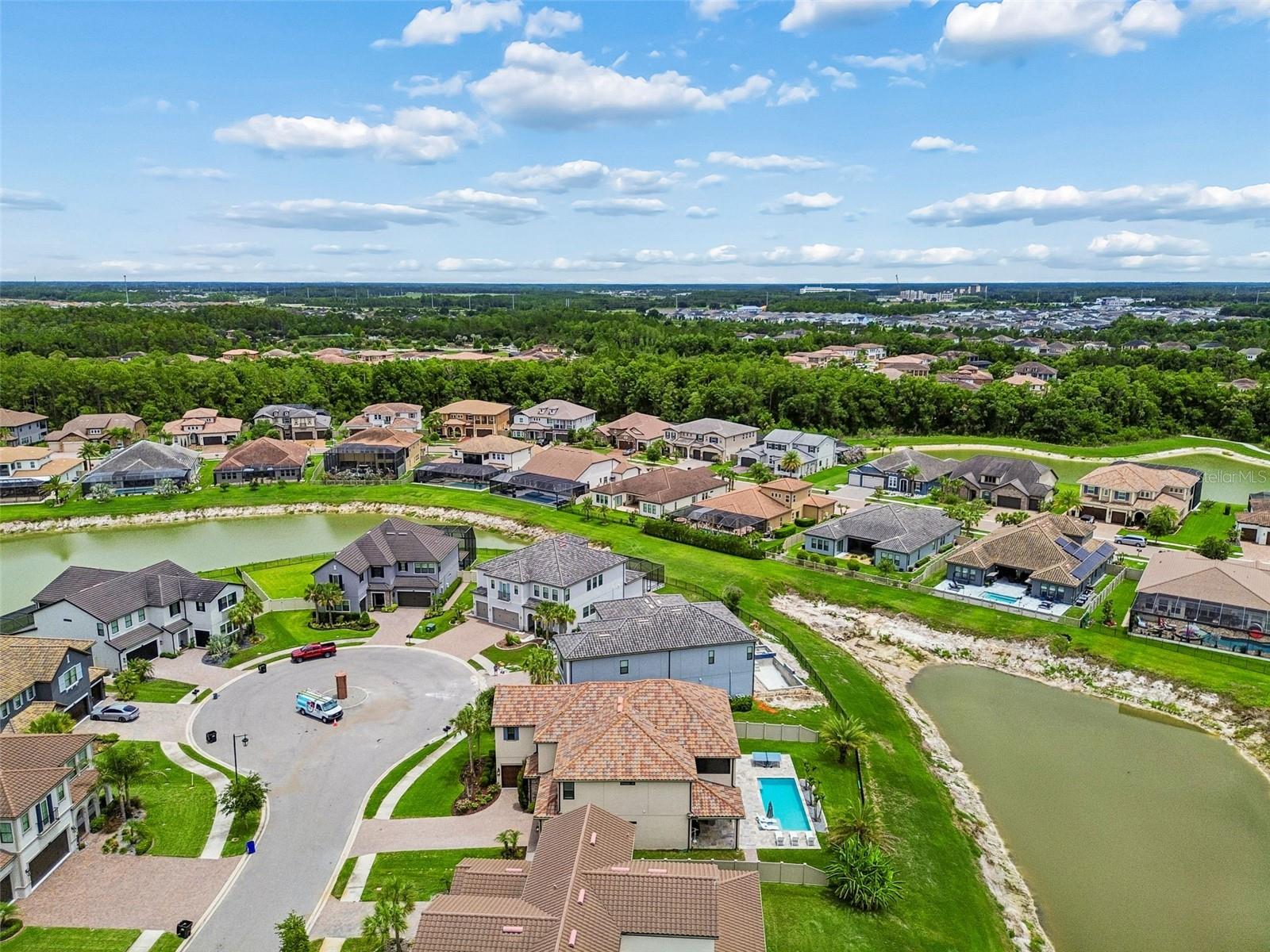 ESTANCIA-REVELLO - Residential