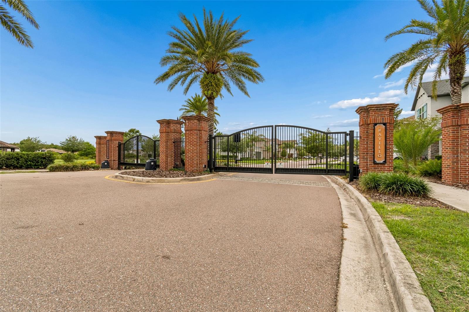 ESTANCIA-REVELLO - Residential