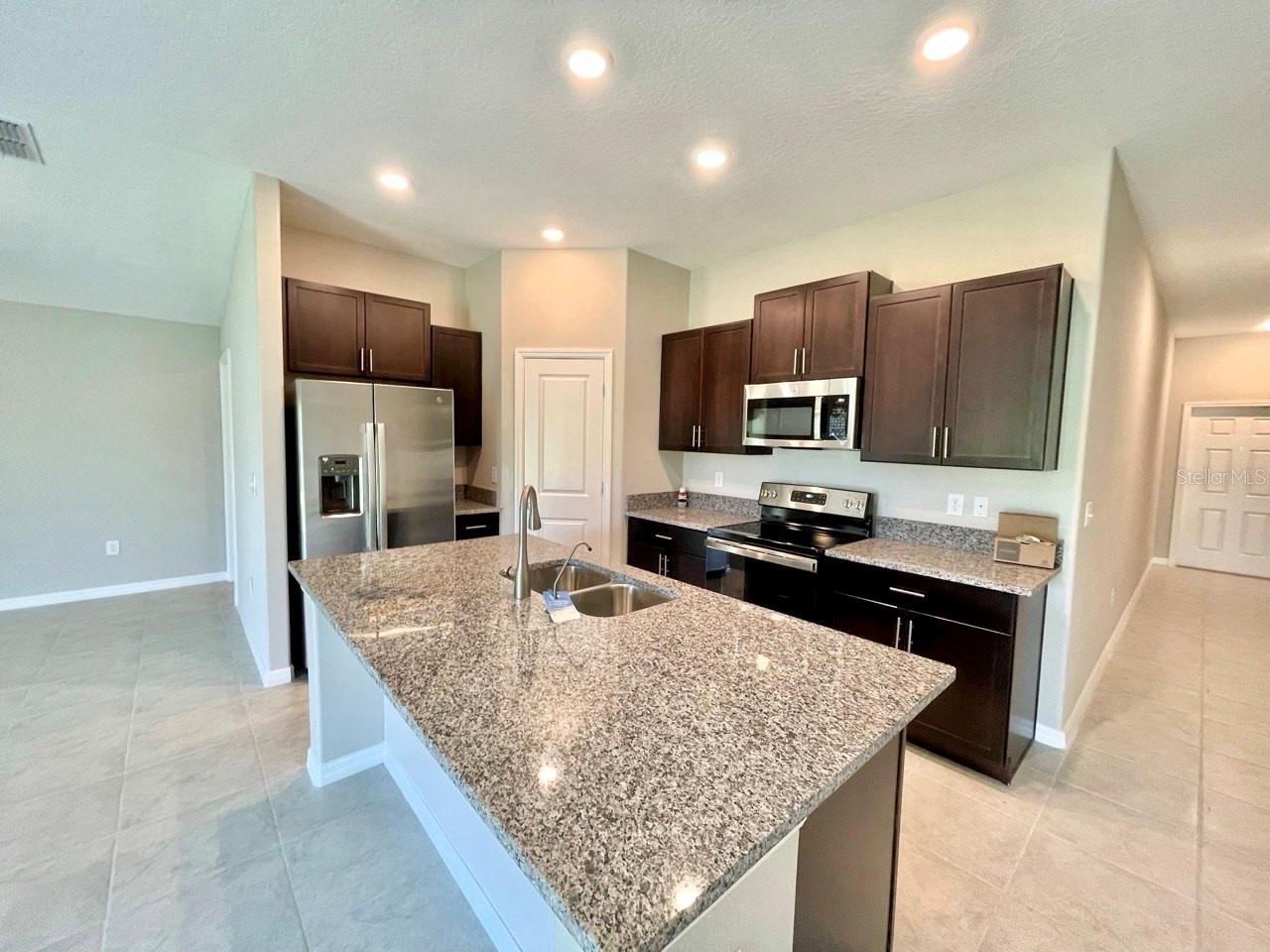 869 ANCHOR BEND DRIVE