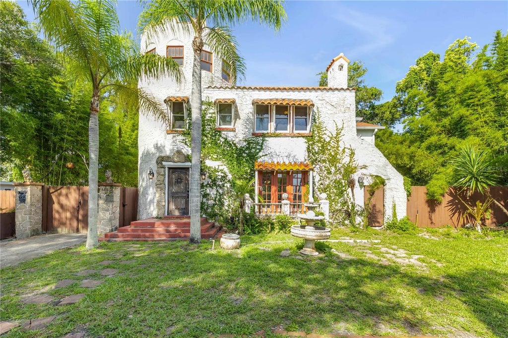 Photo of 688 Alcazar Avenue, Ormond Beach, FL 32174 (MLS # NS1088798)