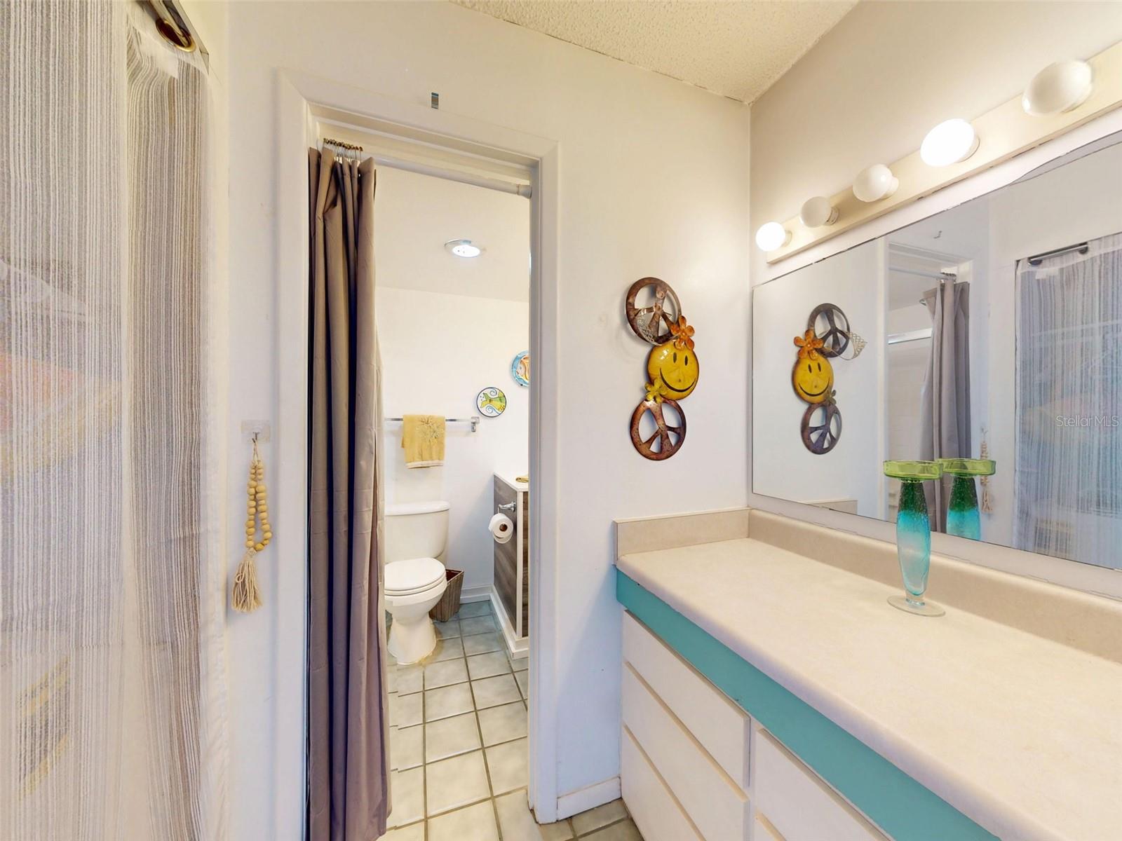 MARINERS COVE CONDO - Residential