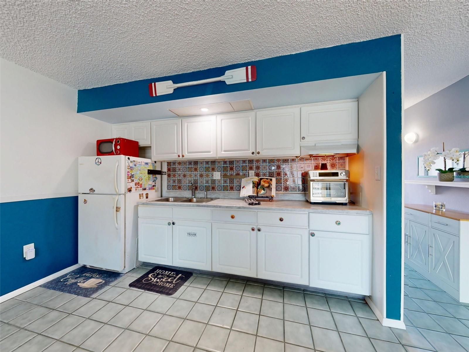 MARINERS COVE CONDO - Residential