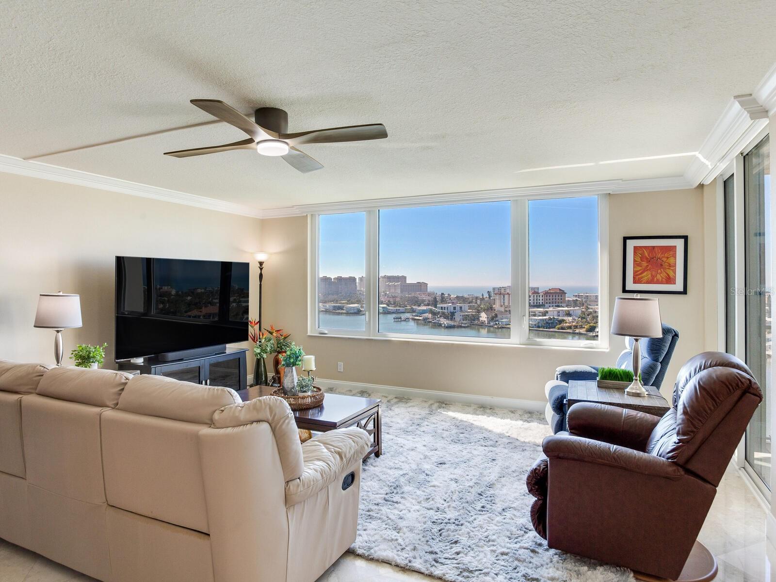 736 ISLAND WAY CONDO - Residential