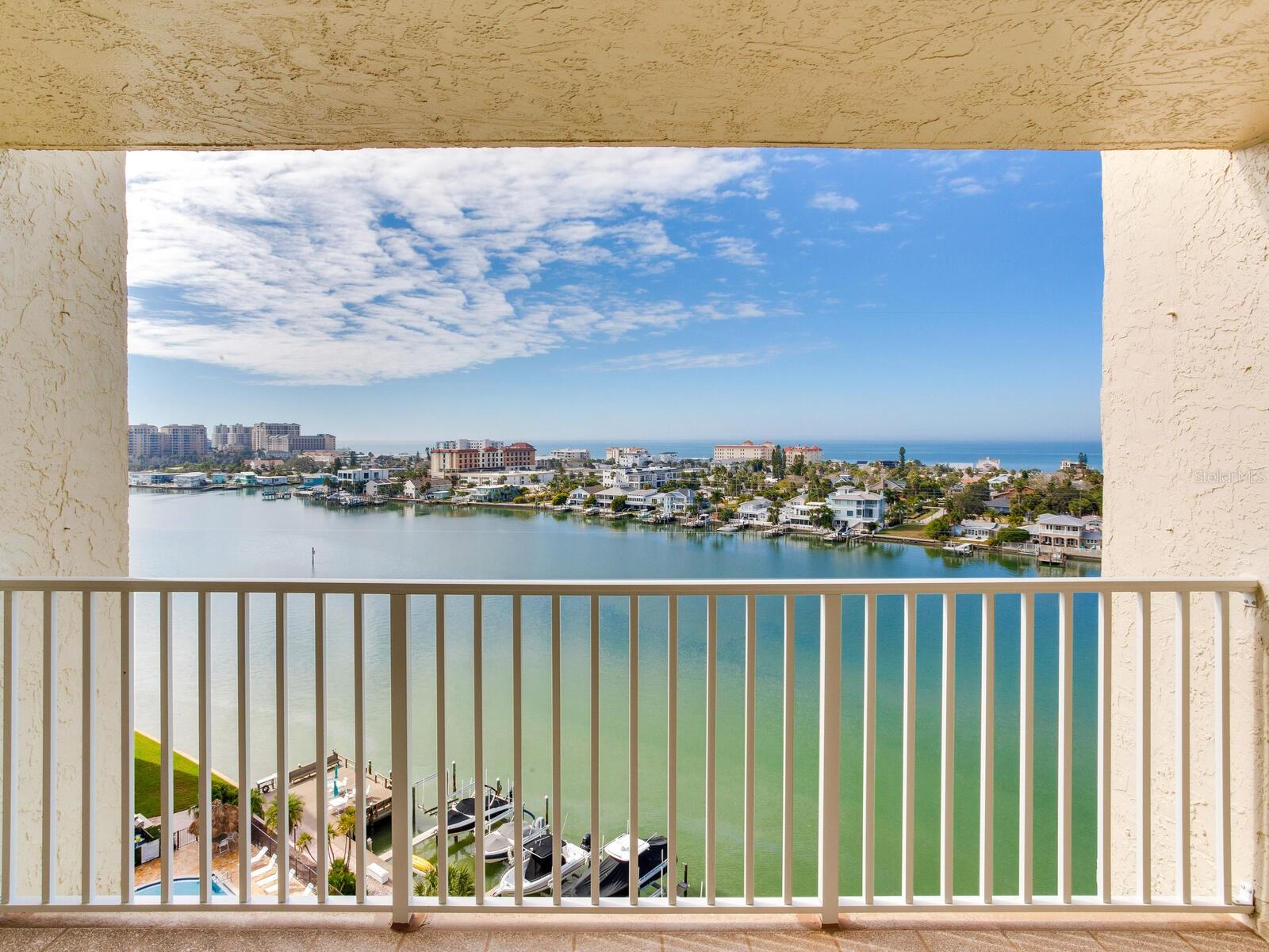 736 ISLAND WAY CONDO - Residential