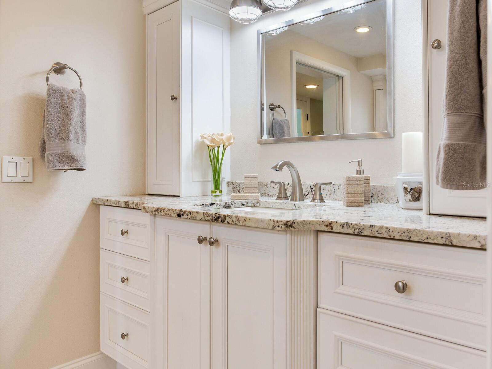 736 ISLAND WAY CONDO - Residential