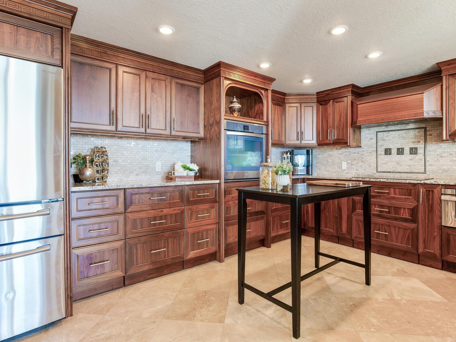 736 ISLAND WAY CONDO - Residential