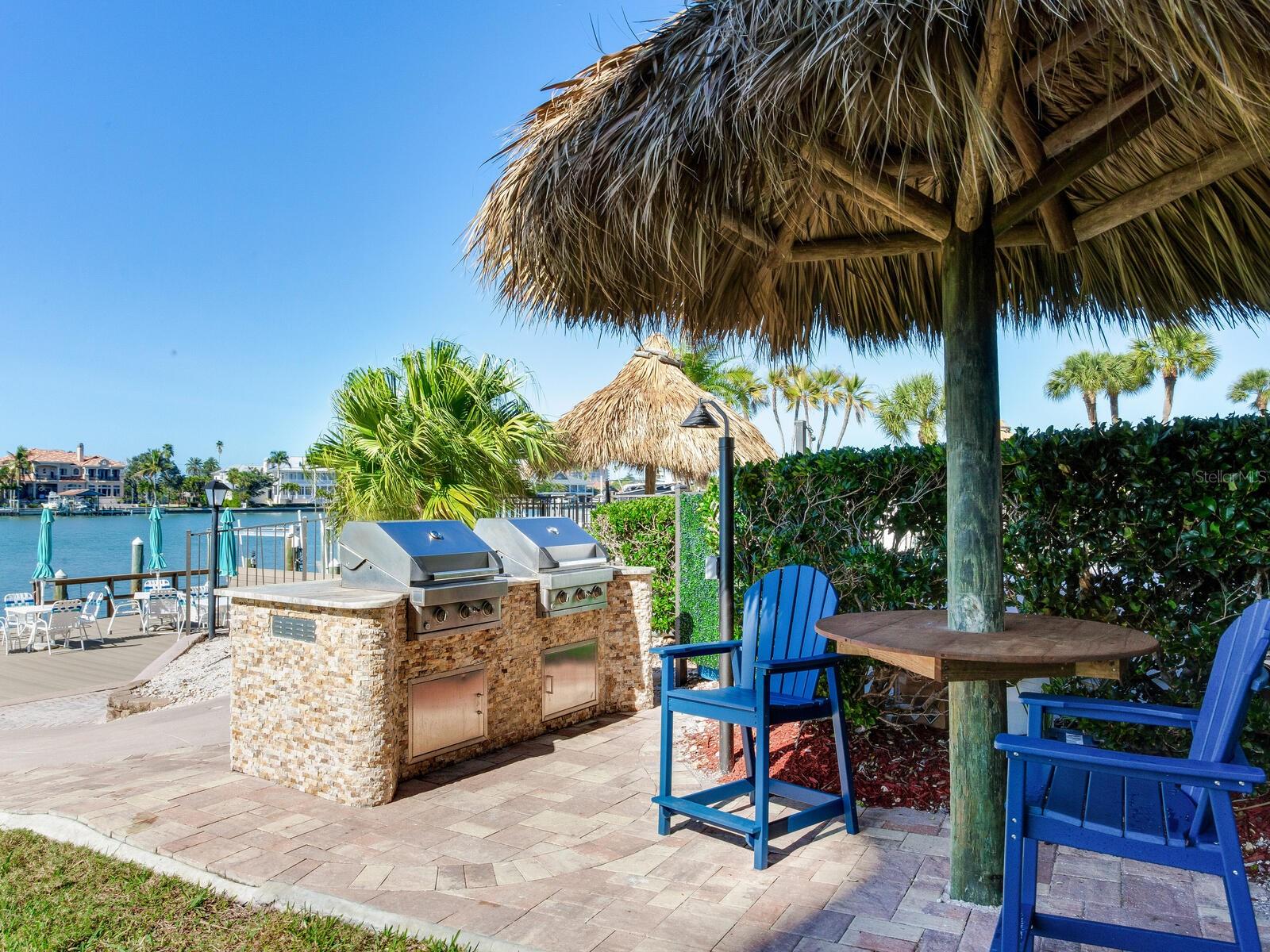 736 ISLAND WAY CONDO - Residential