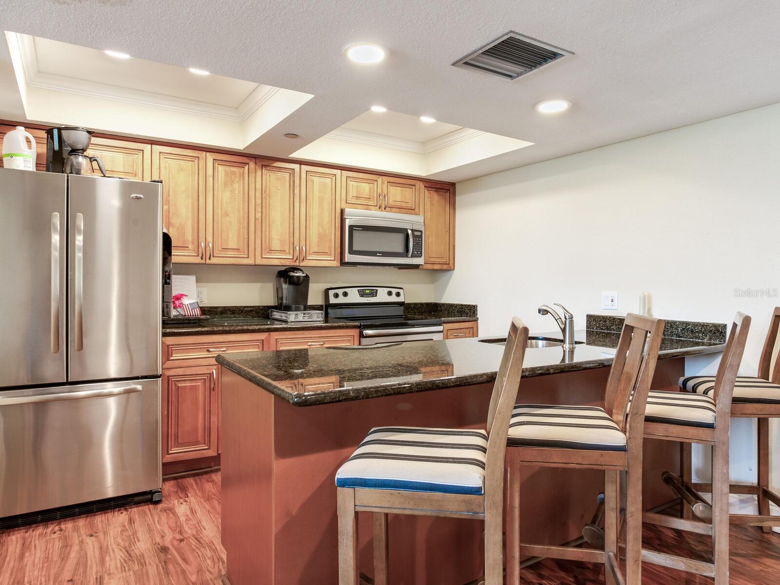 736 ISLAND WAY CONDO - Residential