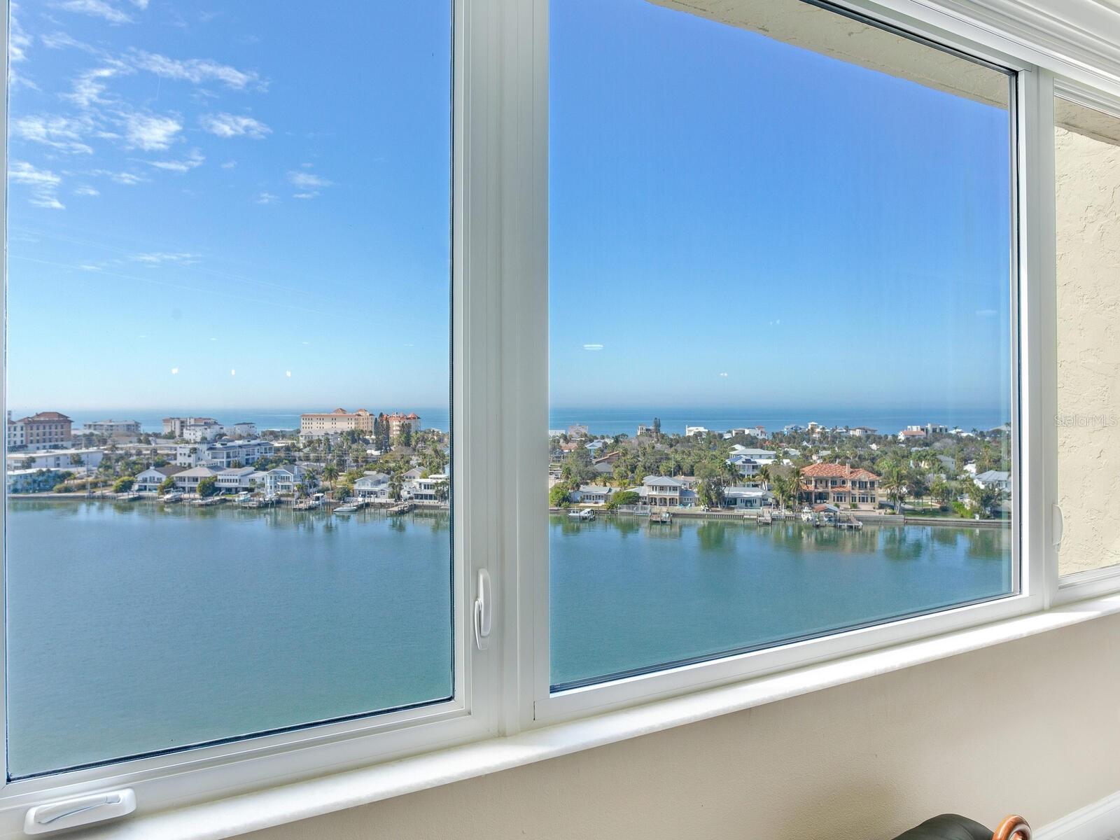 736 ISLAND WAY CONDO - Residential