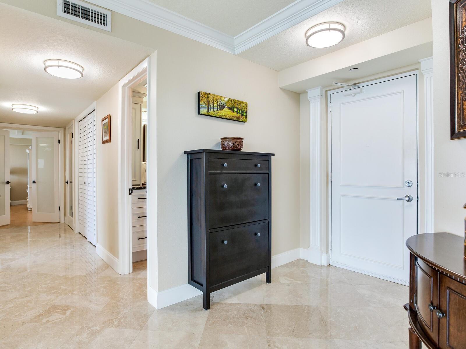 736 ISLAND WAY CONDO - Residential