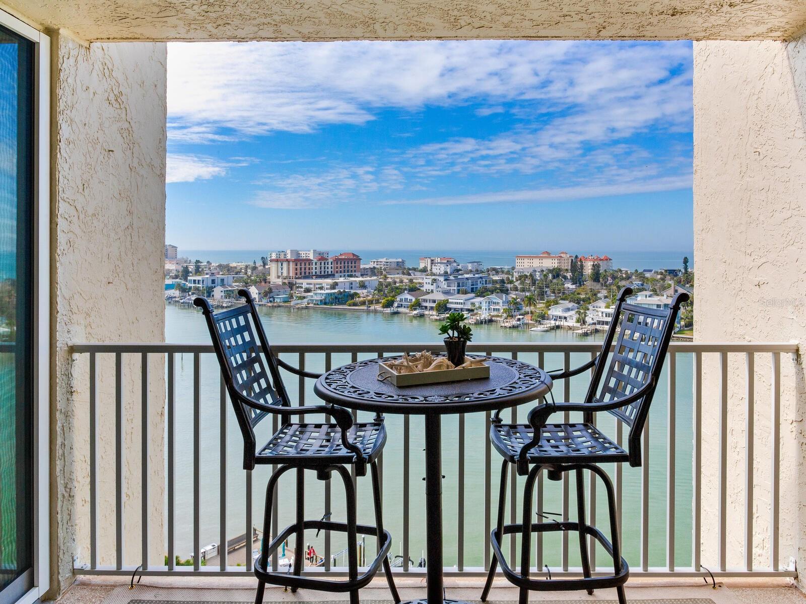 736 ISLAND WAY CONDO - Residential