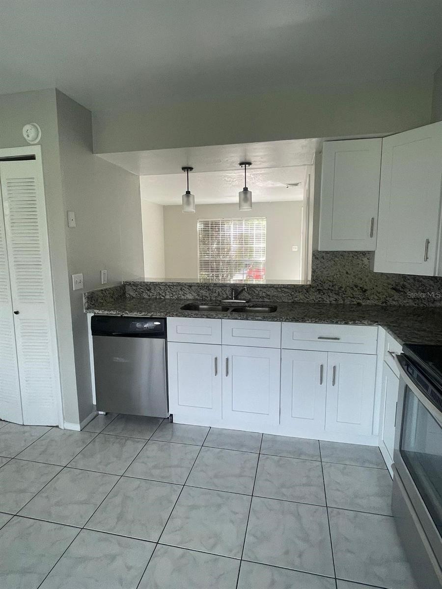 CHELSEA SQUARE 3 - Residential