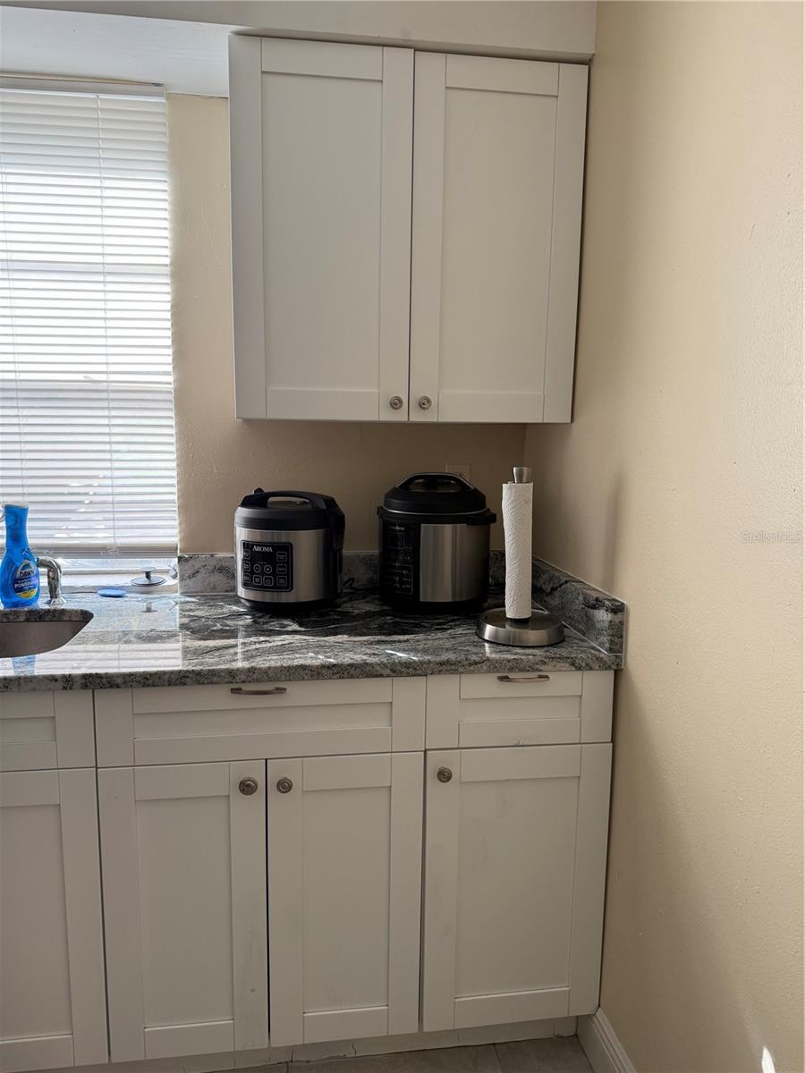 THE GREENS OF TOWNN COUNTRY - Residential