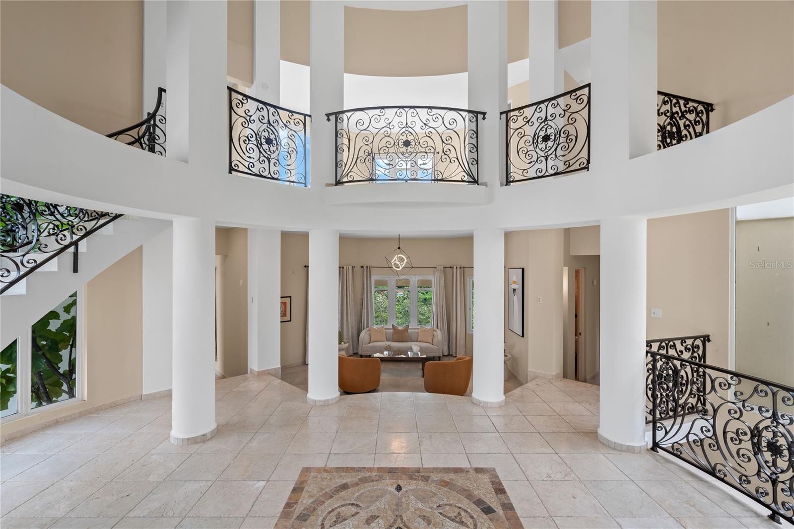 44 COCOLOBA STREET 44