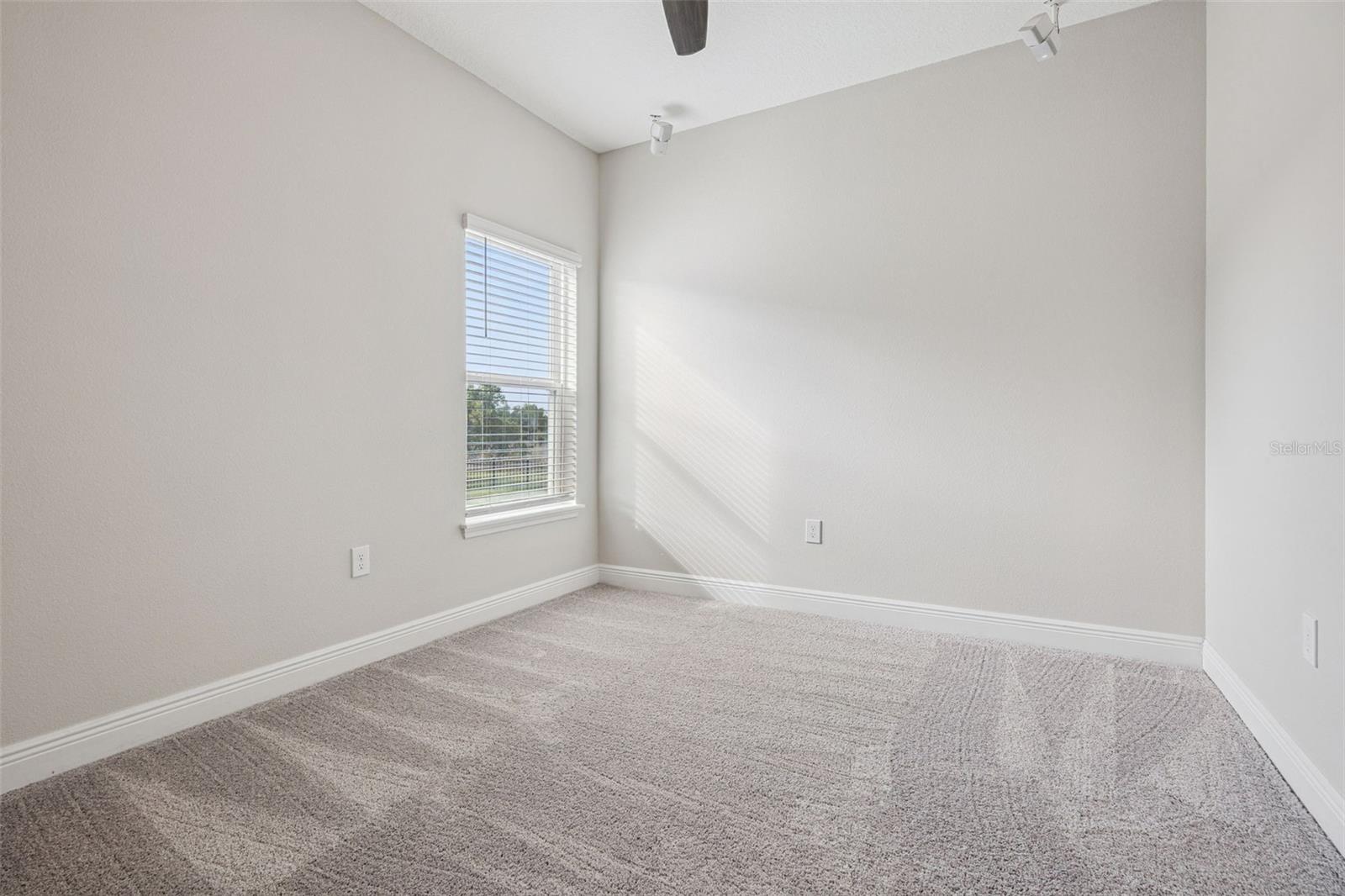 VENEZIA SOUTH - Residential