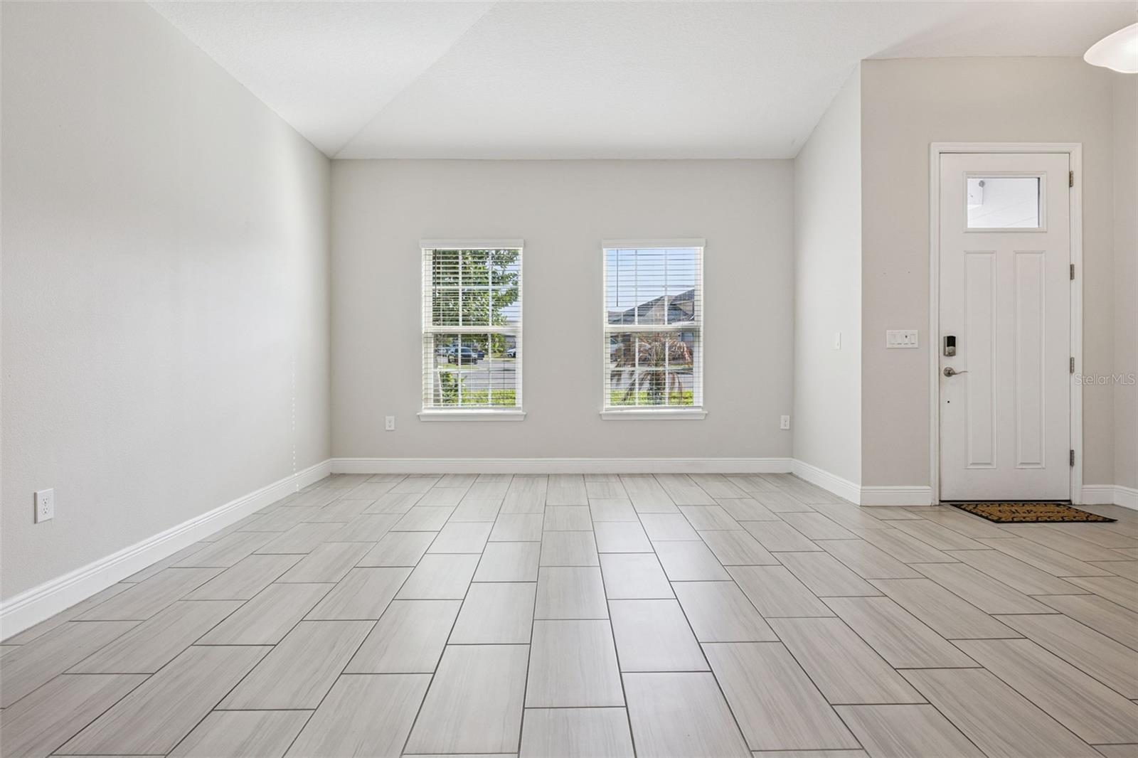 VENEZIA SOUTH - Residential