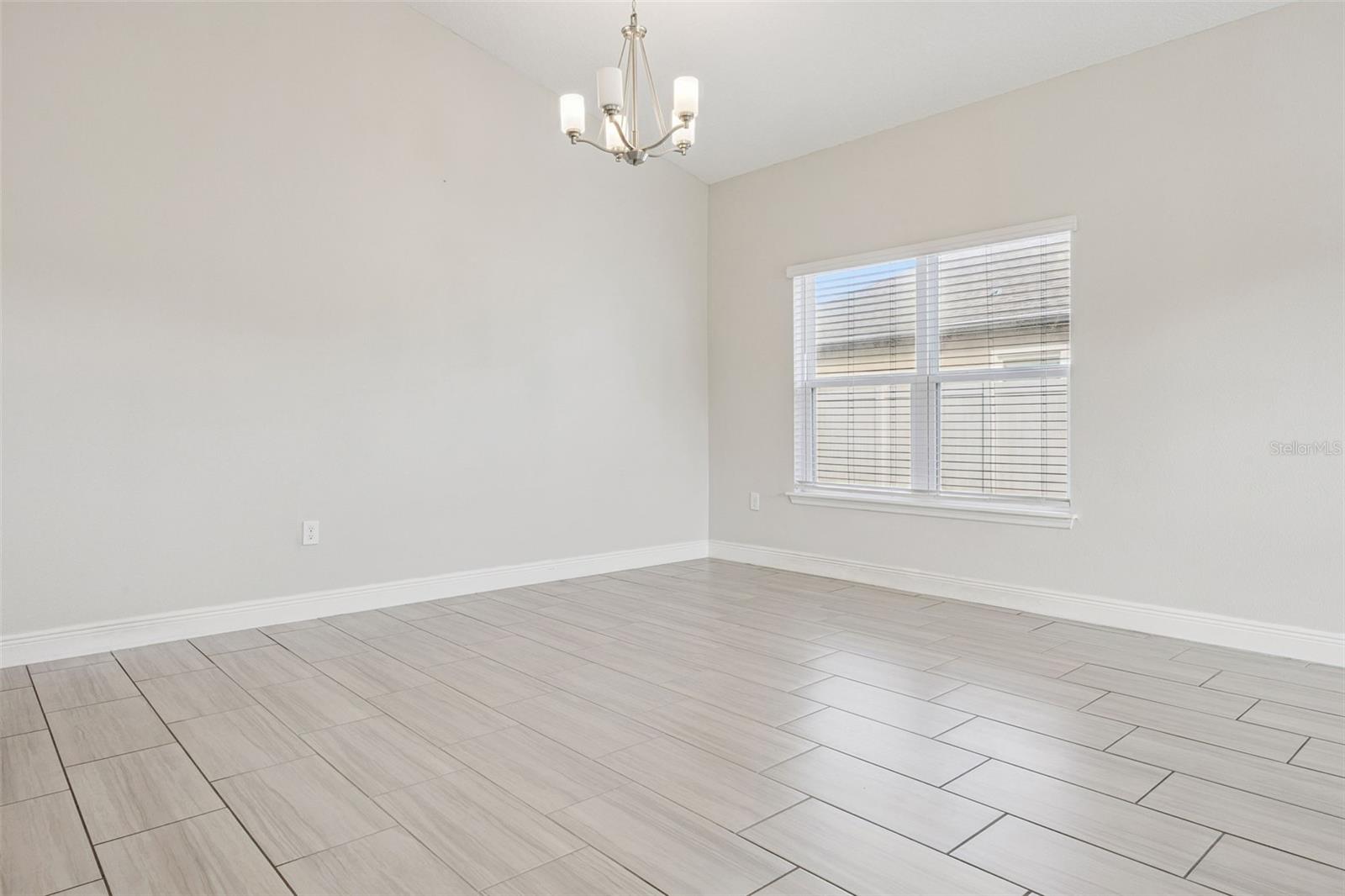 VENEZIA SOUTH - Residential