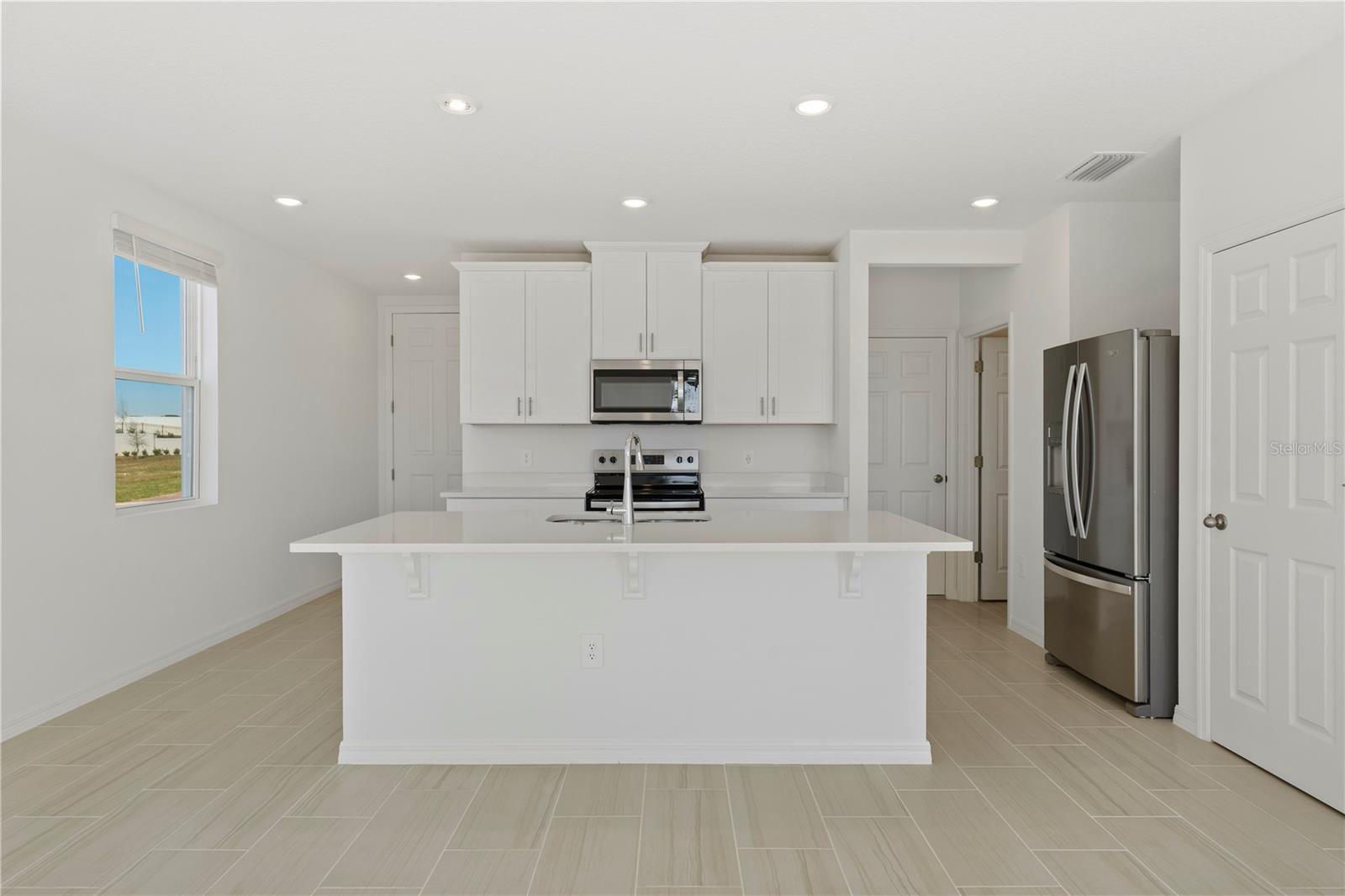 CAGAN CROSSING WEST PHASE 1 PB 82 PG 69-79 LOT 36 - Residential Lease