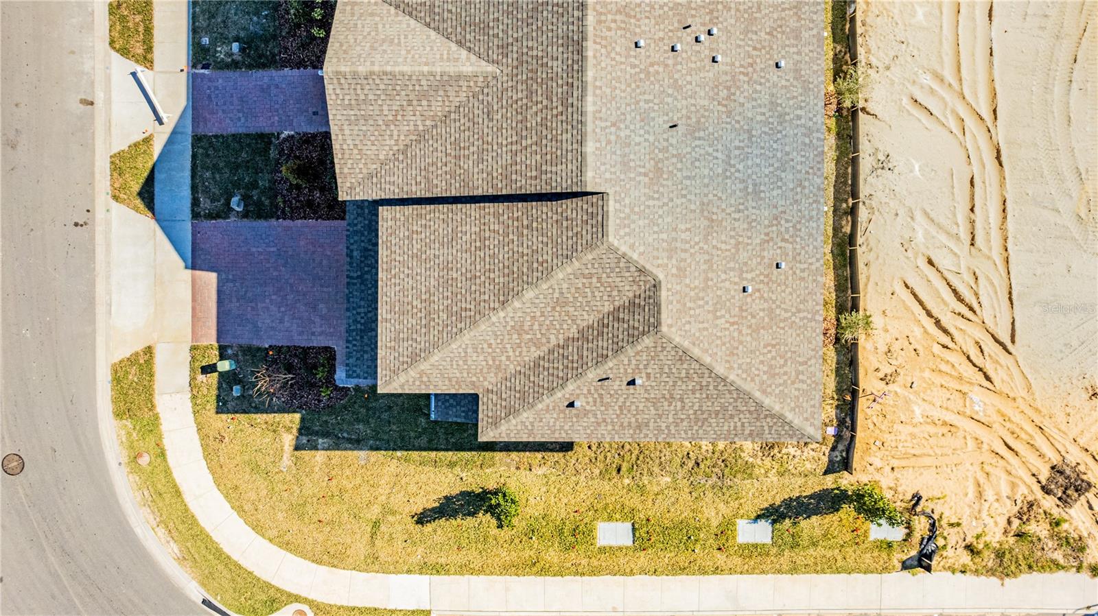 CAGAN CROSSING WEST PHASE 1 PB 82 PG 69-79 LOT 36 - Residential Lease