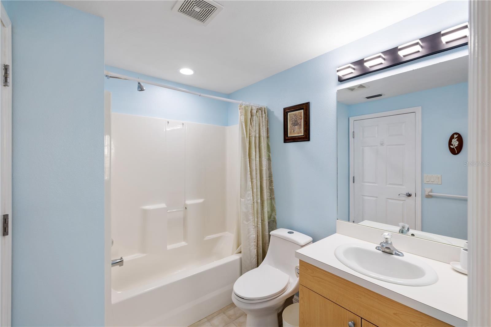 TOWNHOMES DEEP CREEK TR C - Residential