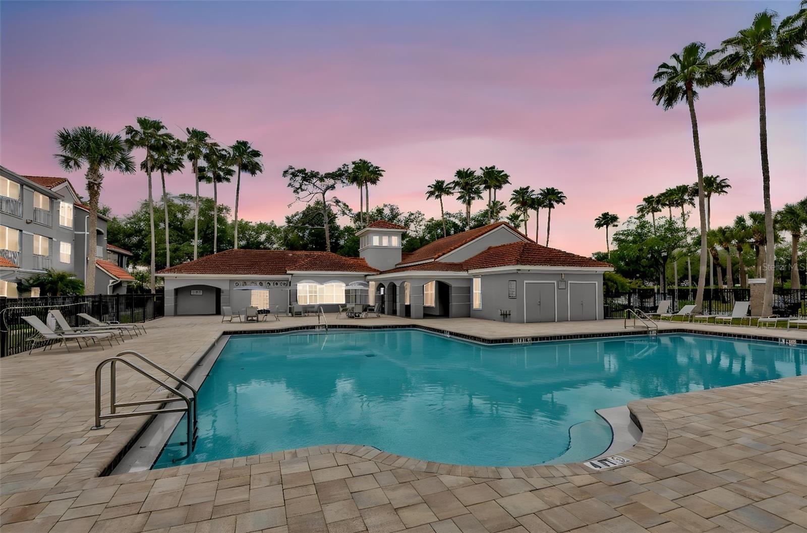 THE ENCLAVE AT RICHMOND PLACE - Residential