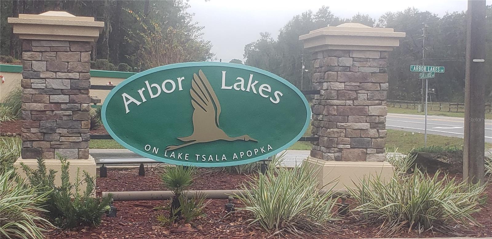 ARBOR LAKES UNIT 01 - Land