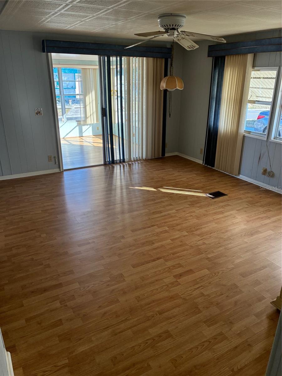 TANGLEWOOD MOBILE VILLAGE - Residential