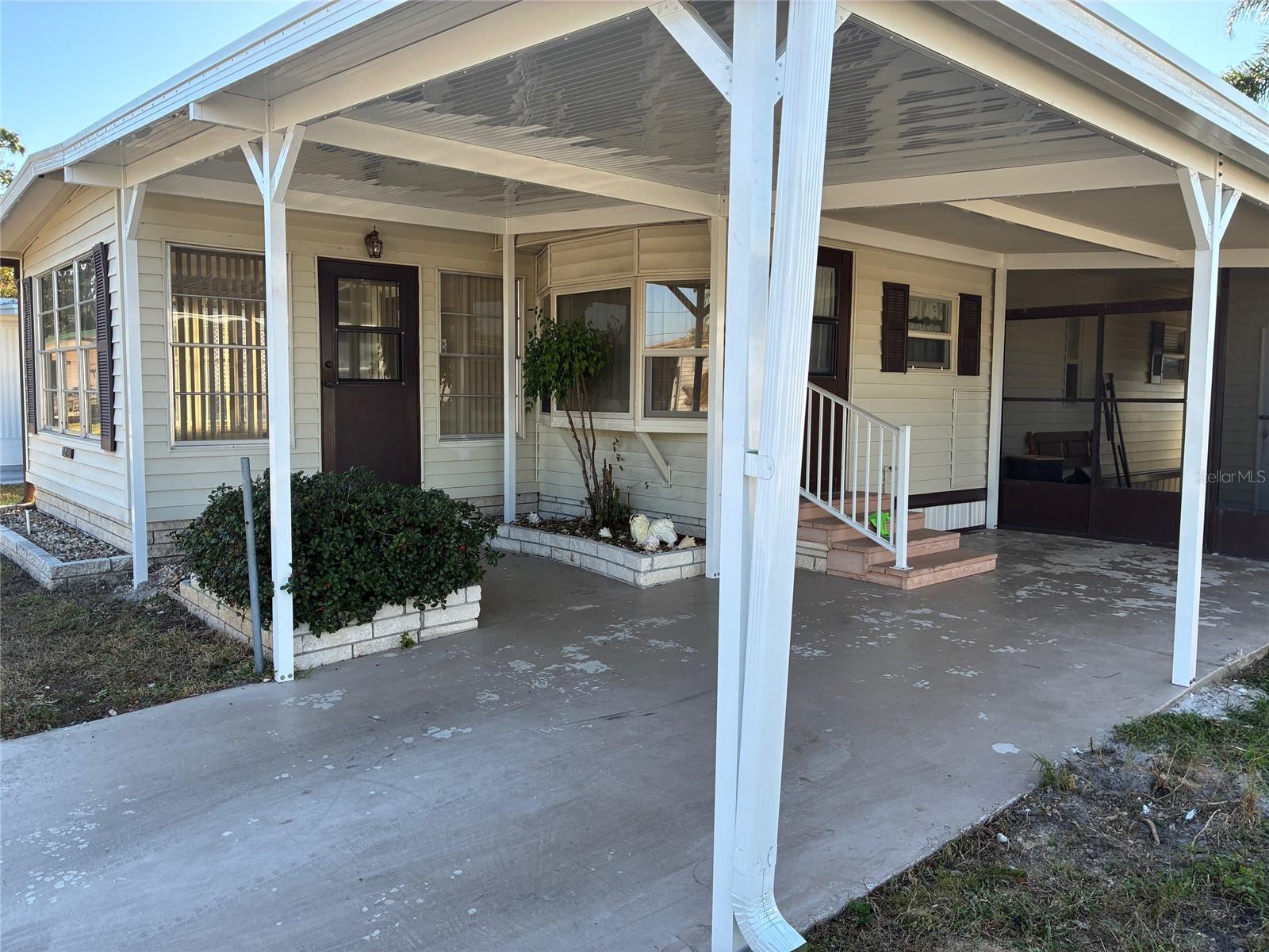 TANGLEWOOD MOBILE VILLAGE - Residential