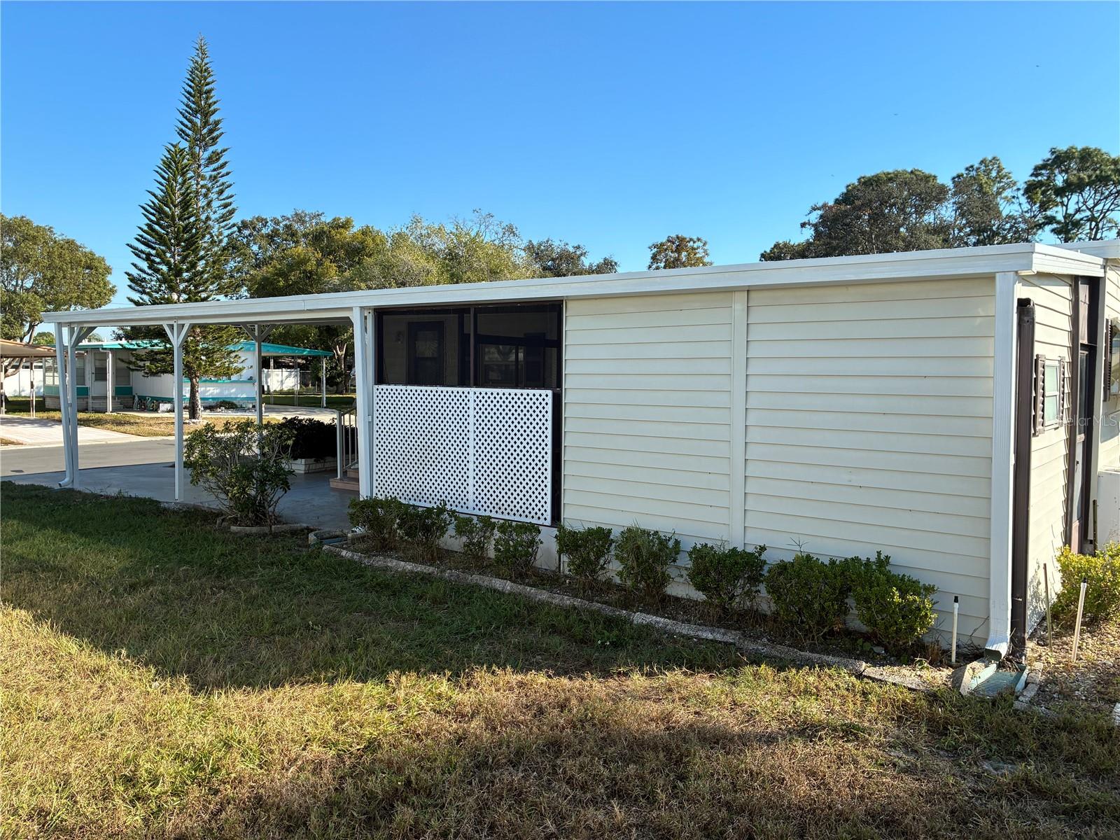 TANGLEWOOD MOBILE VILLAGE - Residential