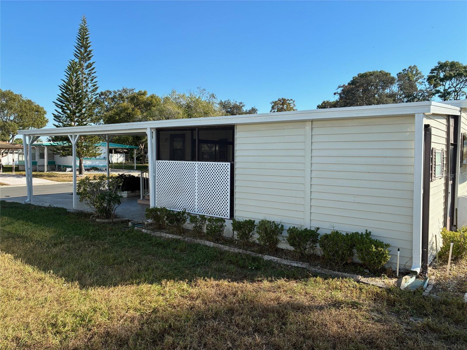 TANGLEWOOD MOBILE VILLAGE - Residential