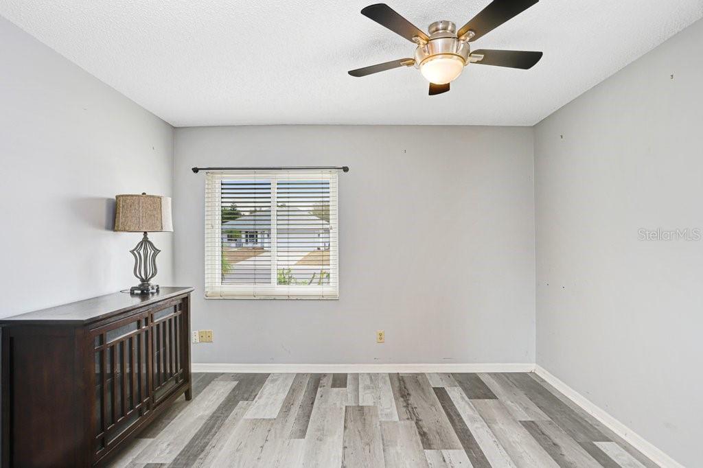 SUN CITY CENTER UNIT 32B - Residential