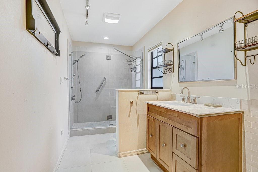 SUN CITY CENTER UNIT 32B - Residential