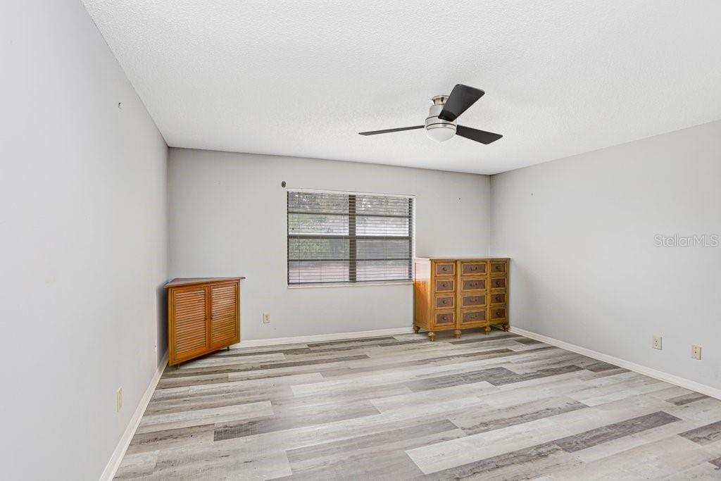 SUN CITY CENTER UNIT 32B - Residential