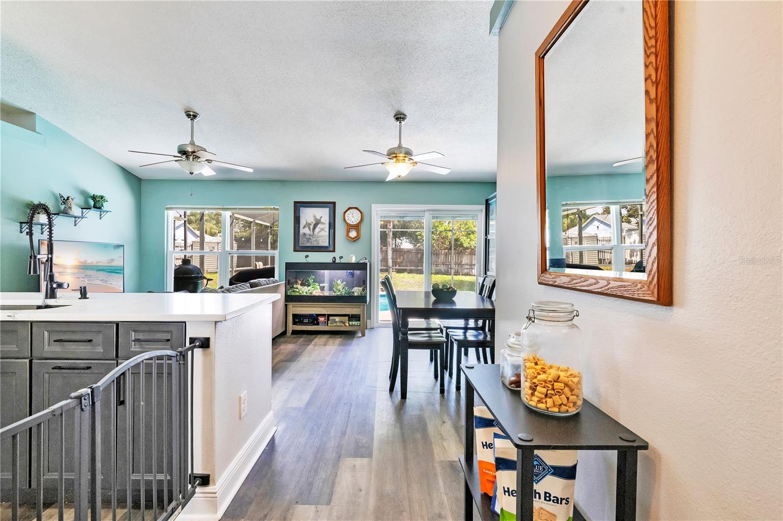 10652 CRESCENDO LOOP