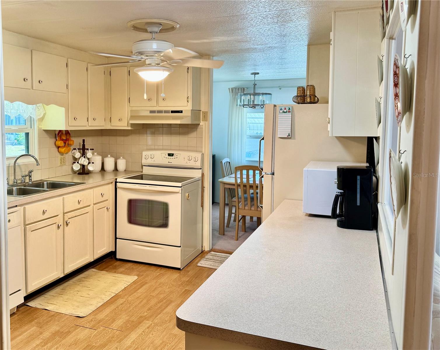 CHATEAU VILLAGE CO-OP - Residential