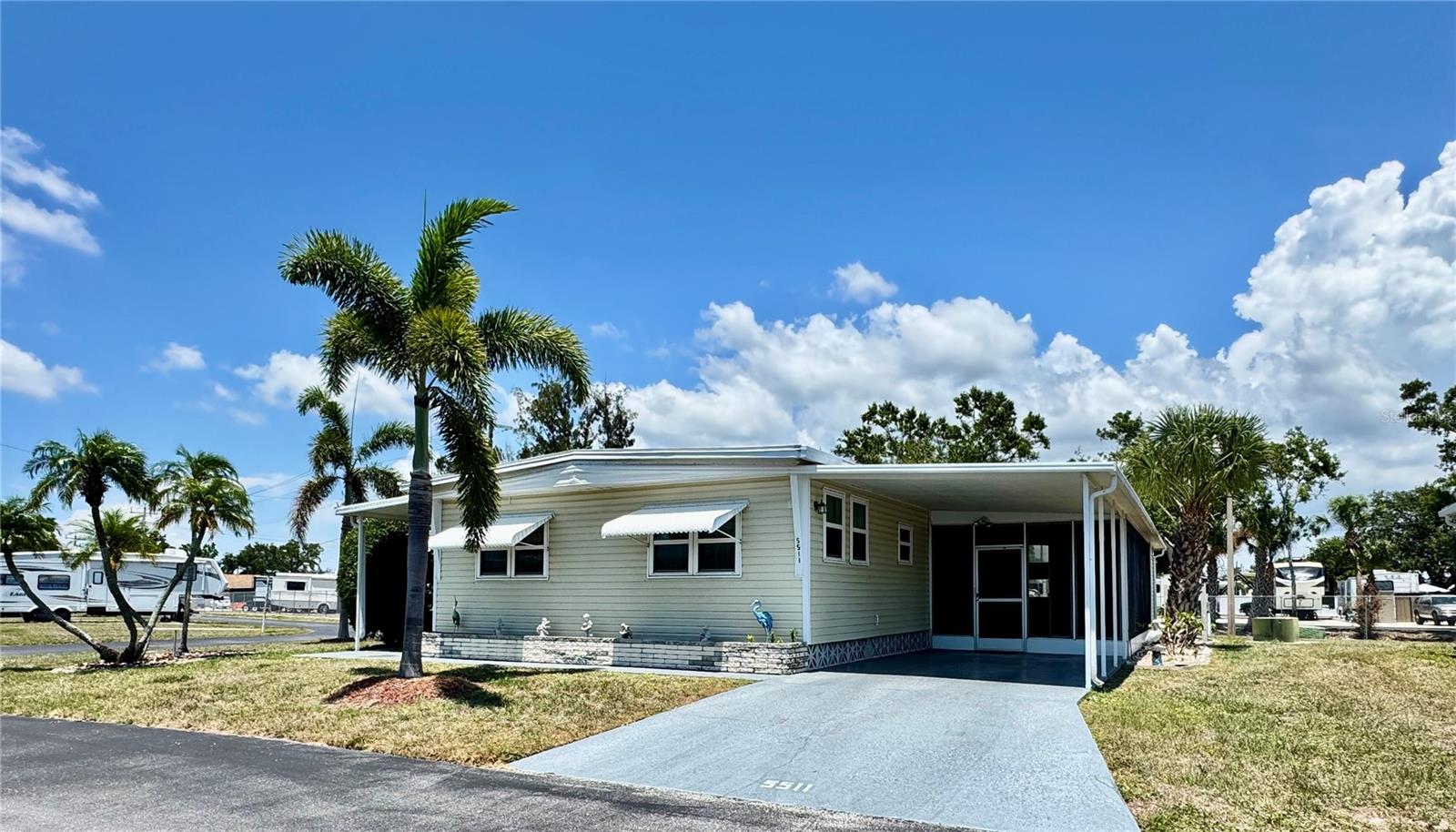 CHATEAU VILLAGE CO-OP - Residential