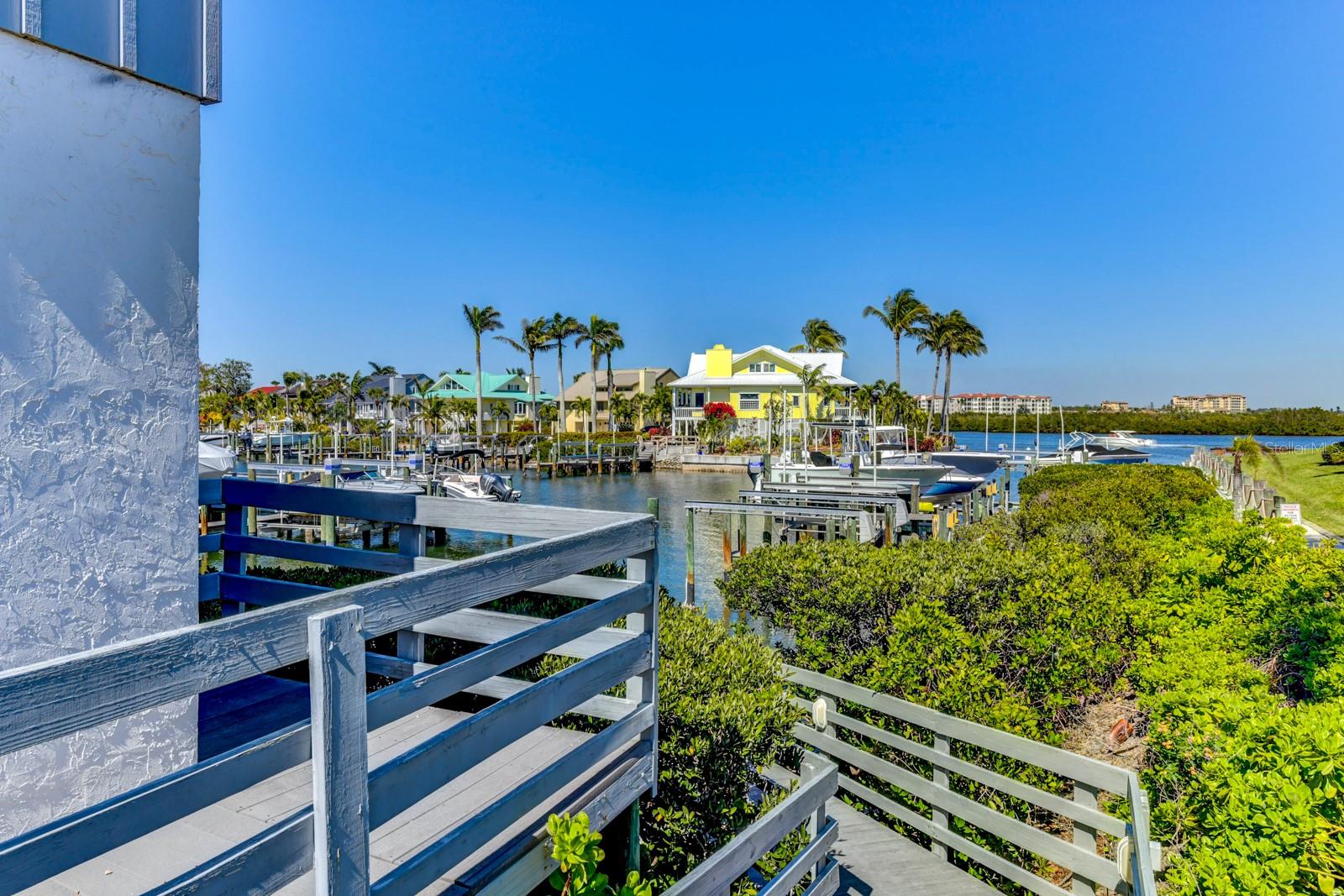 HARBOUR TOWNE - Residential Lease