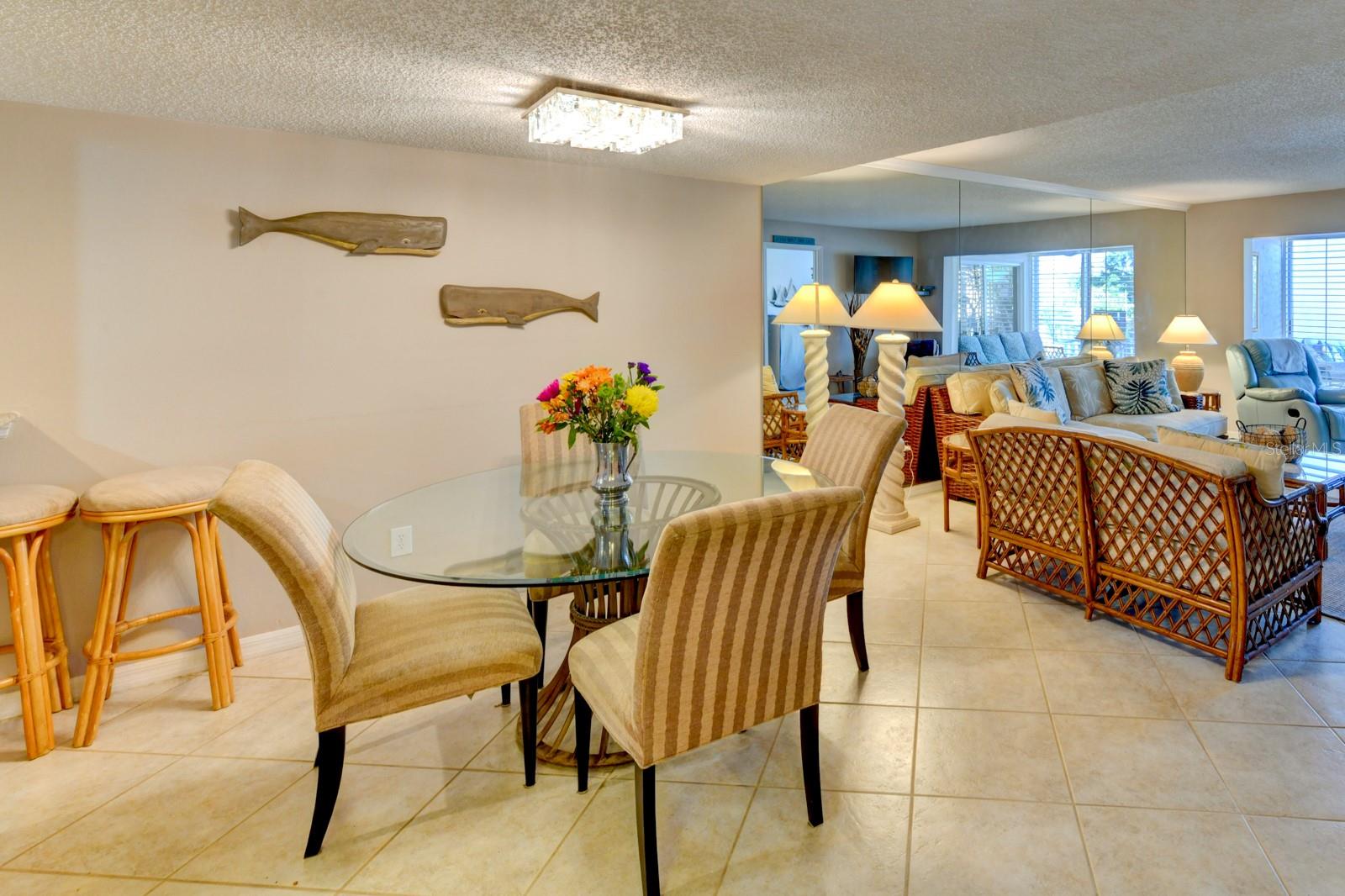 HARBOUR TOWNE - Residential Lease