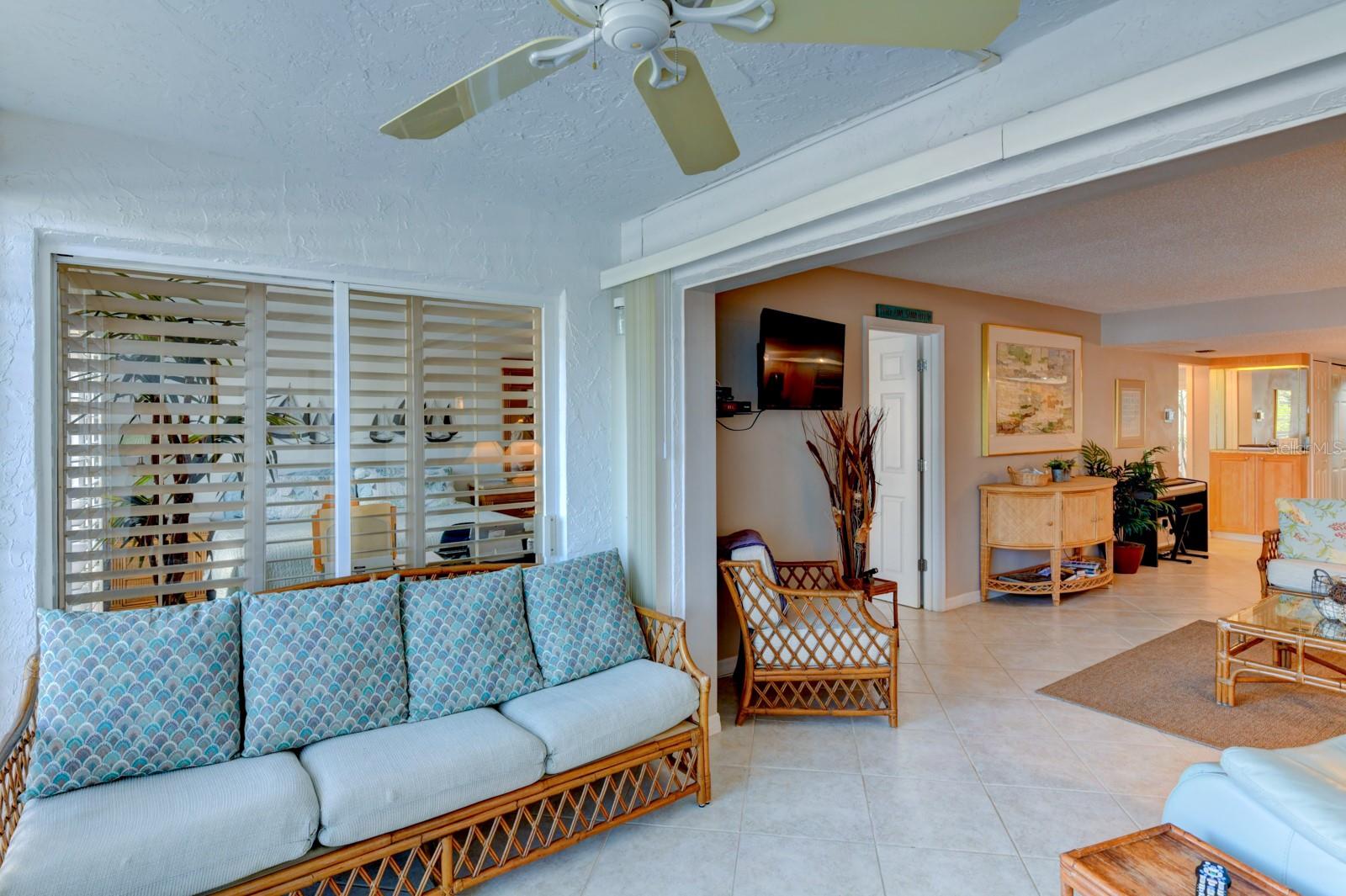 HARBOUR TOWNE - Residential Lease