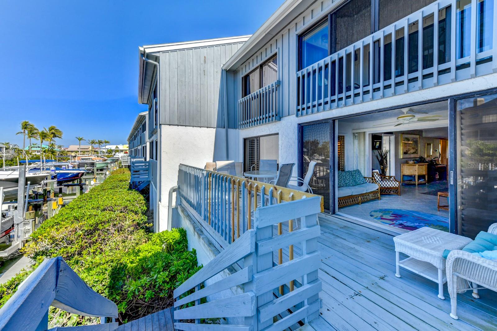 HARBOUR TOWNE - Residential Lease