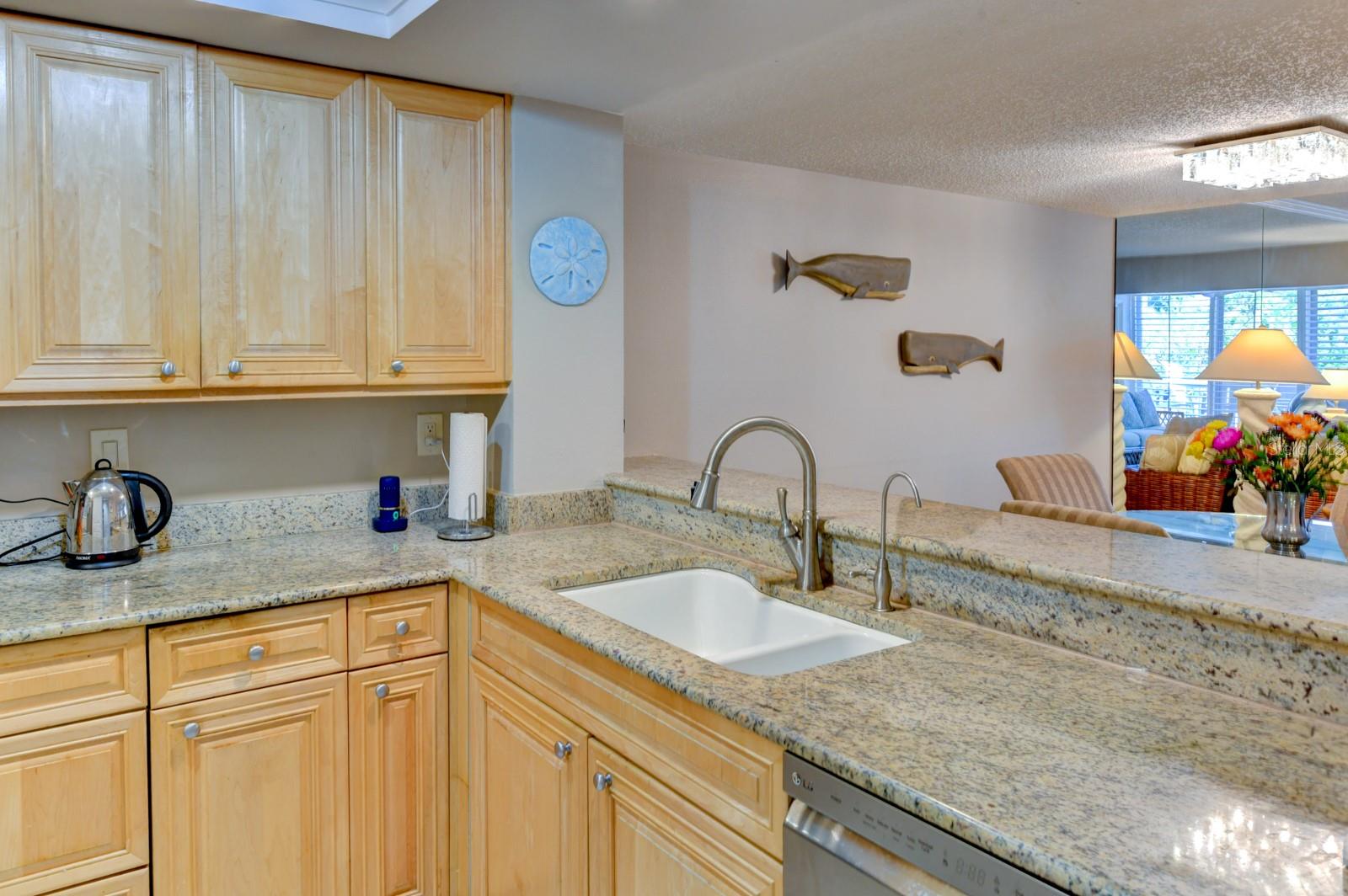 HARBOUR TOWNE - Residential Lease