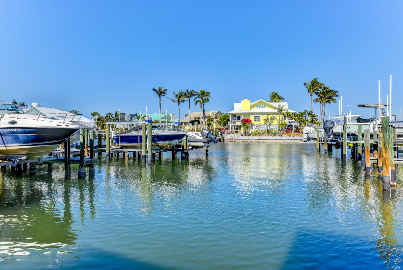 HARBOUR TOWNE - Residential Lease